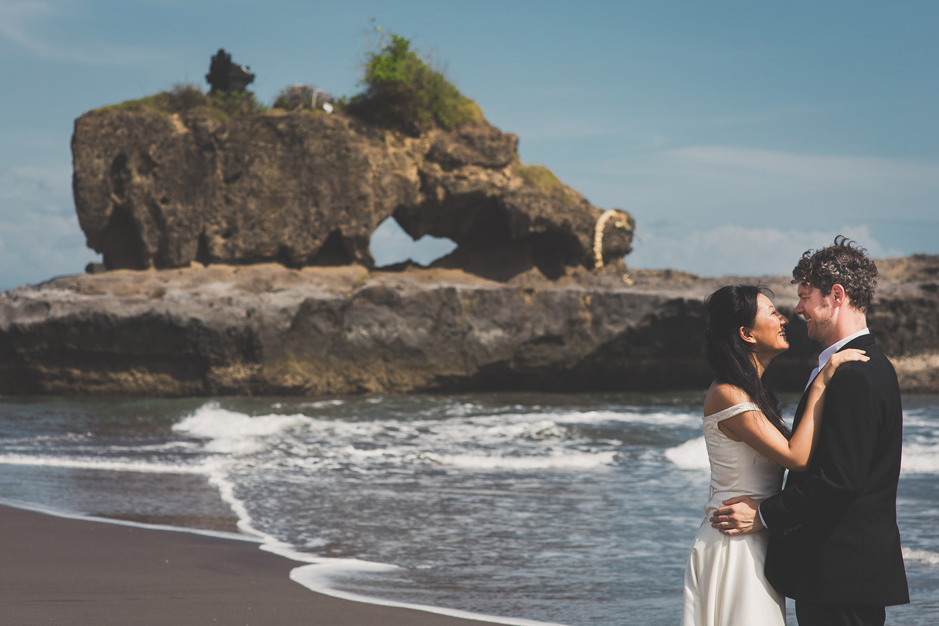 popular Bali pre wedding photographers