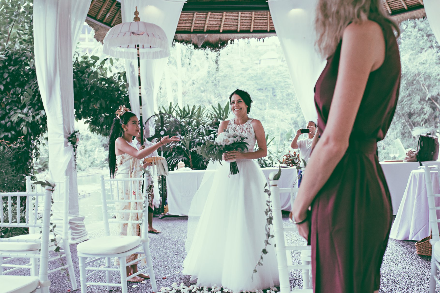 Ubud female wedding photographer